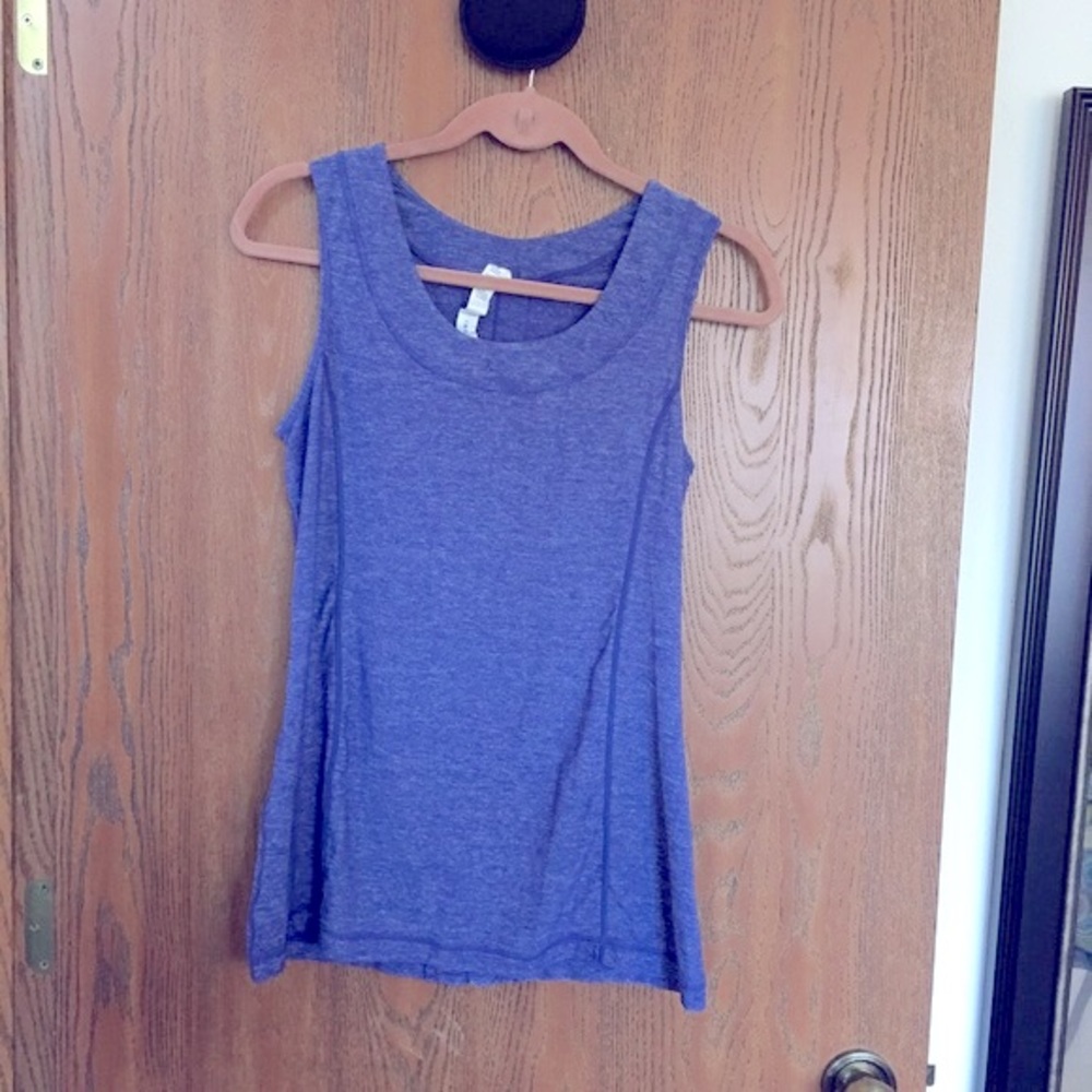 Lululemon ruffle tank